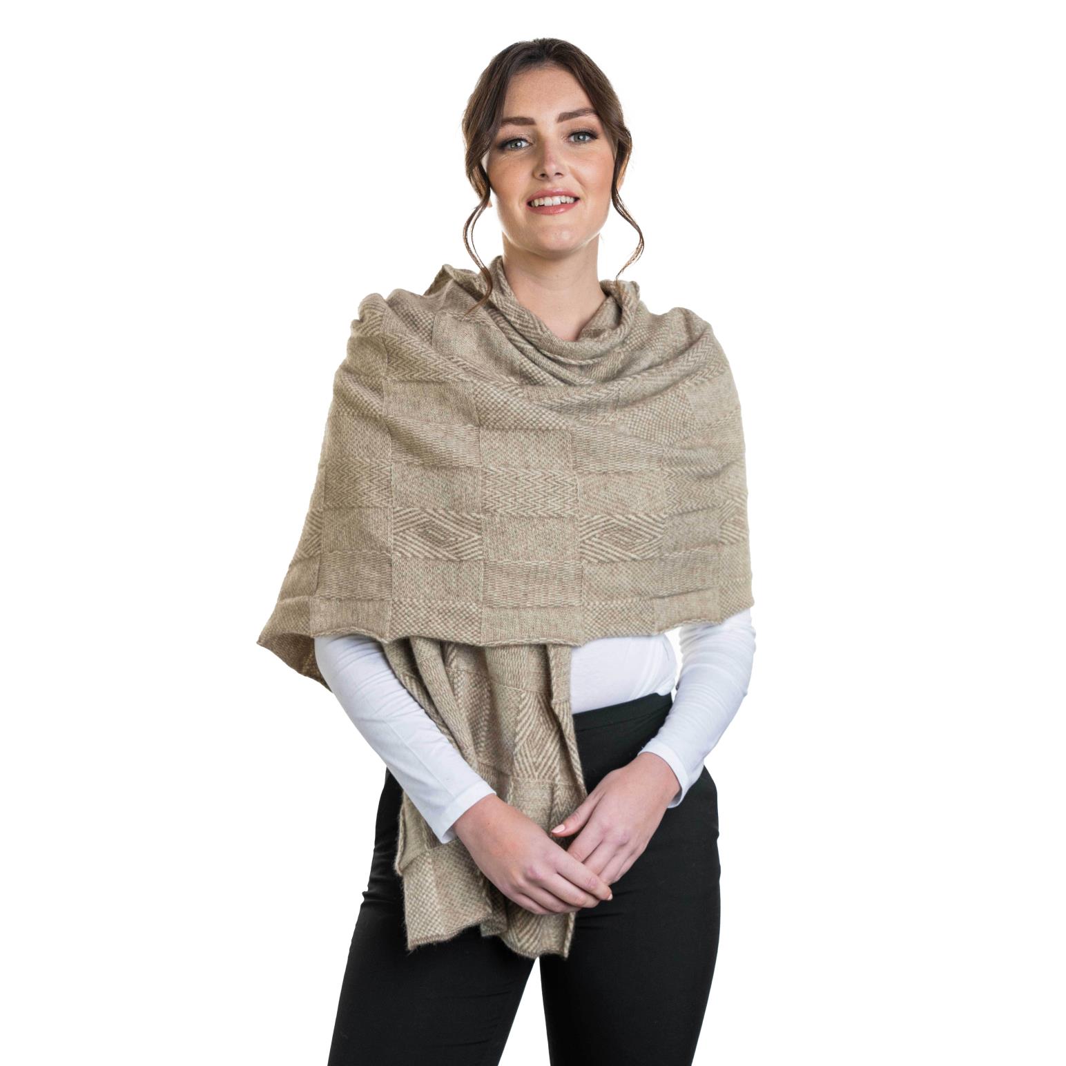 Brushtail Jacquard Wrap